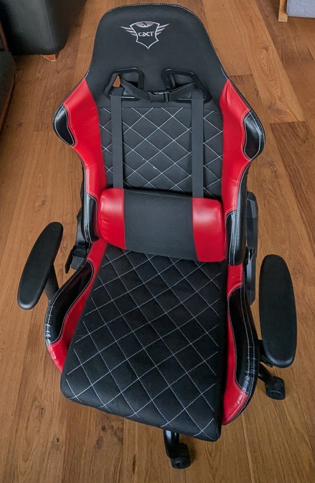 Gaming chair GXT, Huis en Inrichting, Ophalen, Zwart, Zo goed als nieuw, Gaming bureaustoel