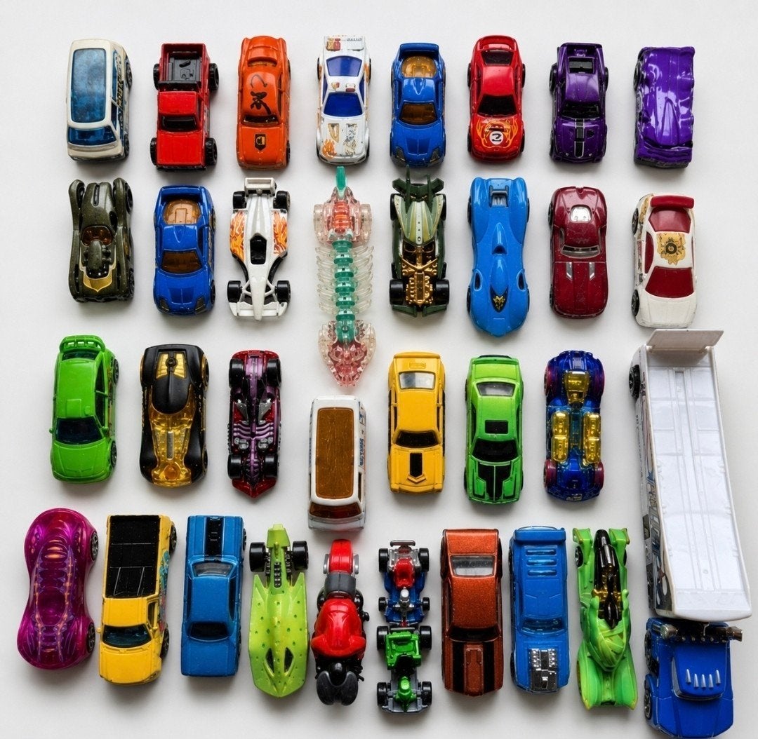 Grote verzameling miniatuur auto's., Ophalen