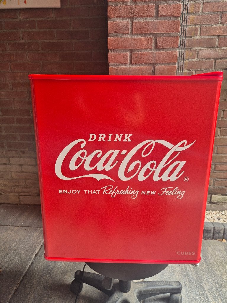 Coca Cola koelkastje, Witgoed en Apparatuur, Koelkasten en IJskasten, Ophalen, Zonder vriesvak, Minder dan 85 cm, 45 tot 60 cm