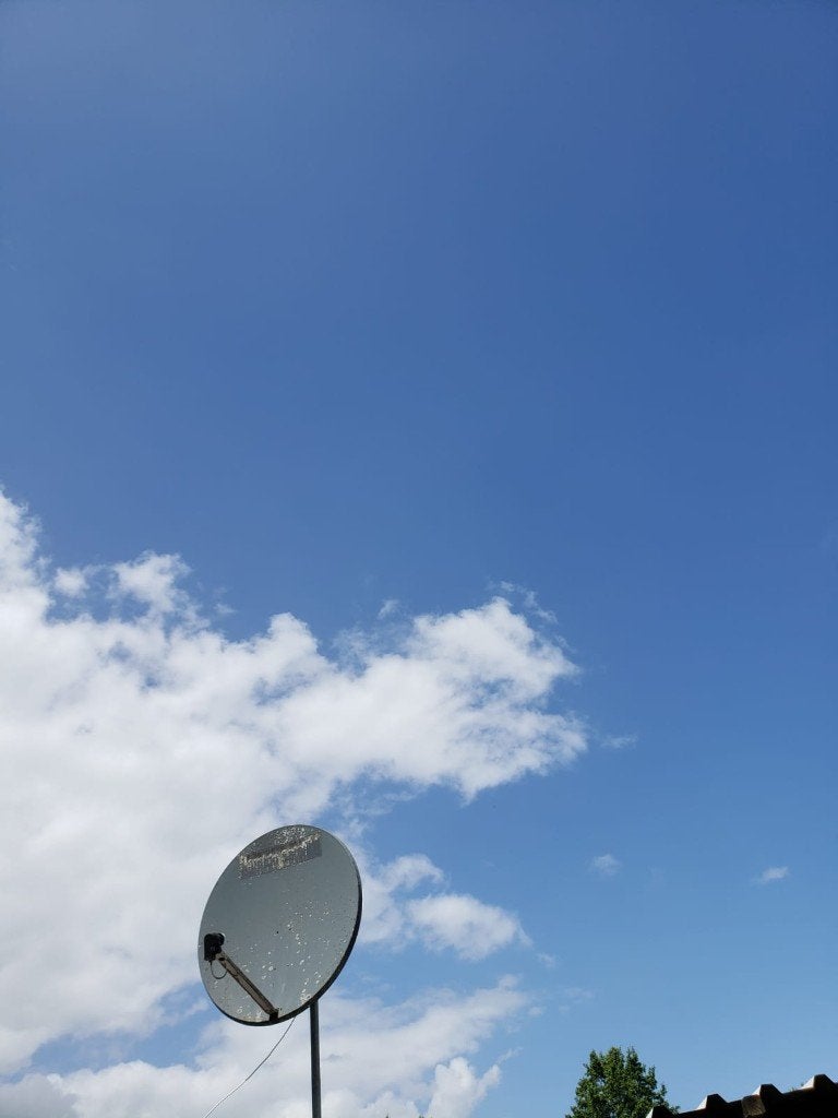 tv schotel, Ophalen, Zo goed als nieuw, Overige merken