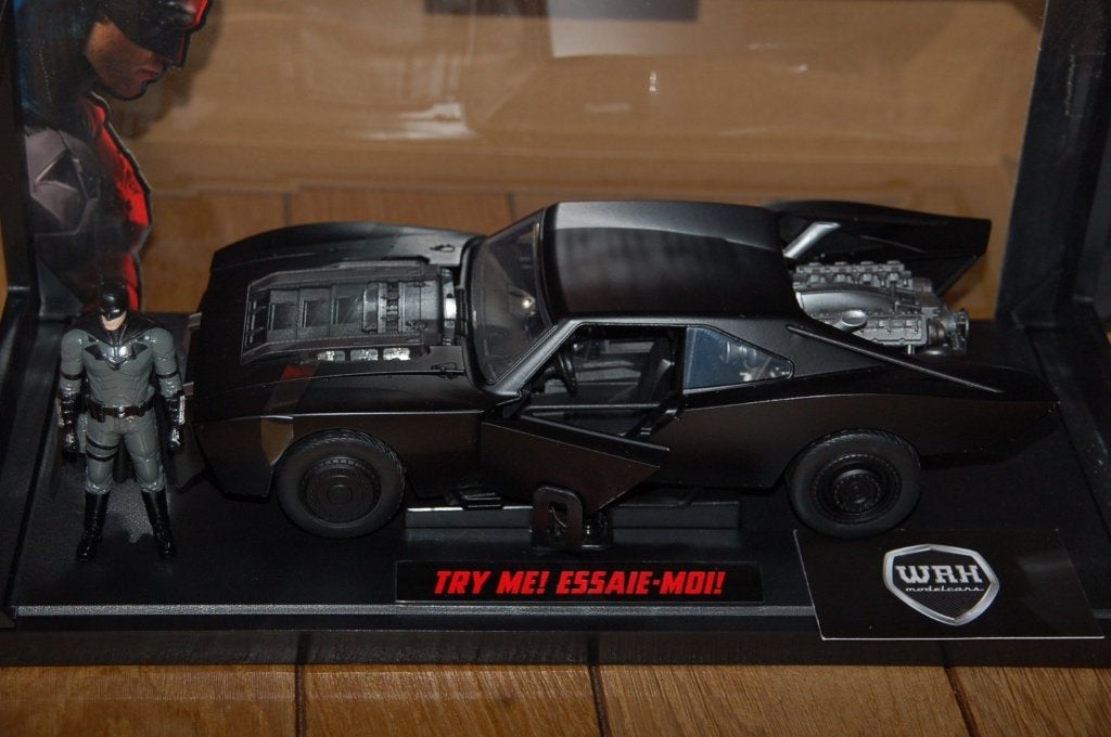 1:18 THE BATMAN BATMOBILE Jada Toys WRH, Hobby en Vrije tijd, Modelauto's | 1:18, Verzenden, Zo goed als nieuw, Auto, Overige merken