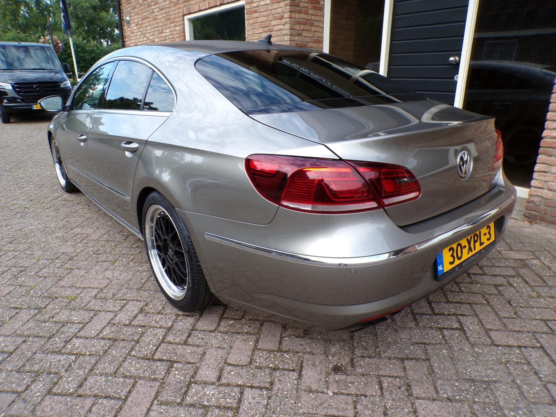 Volkswagen CC 1.8 TSI Automaat / Navi, Euro 5, Stof, Zwart, Bruin