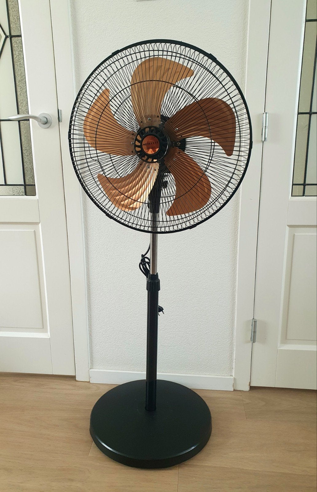 Stevig staande ventilator NIEUW IN DOOS, Witgoed en Apparatuur, Ventilatoren, Nieuw, Ophalen of Verzenden, Stevig staande ventilator