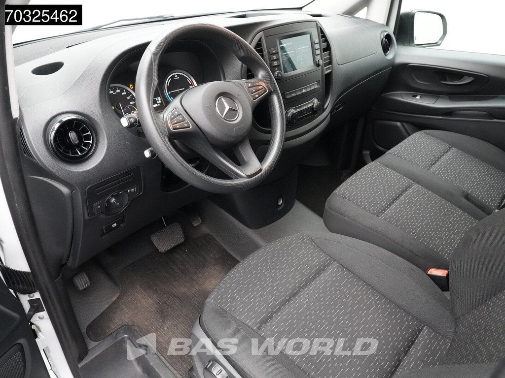 Mercedes eVito 112 112 Elektrisch 66kWh 256km WLTP L2H1 Airc, Auto's, Bestelauto's, Automaat, Stof, Gebruikt, 116 pk