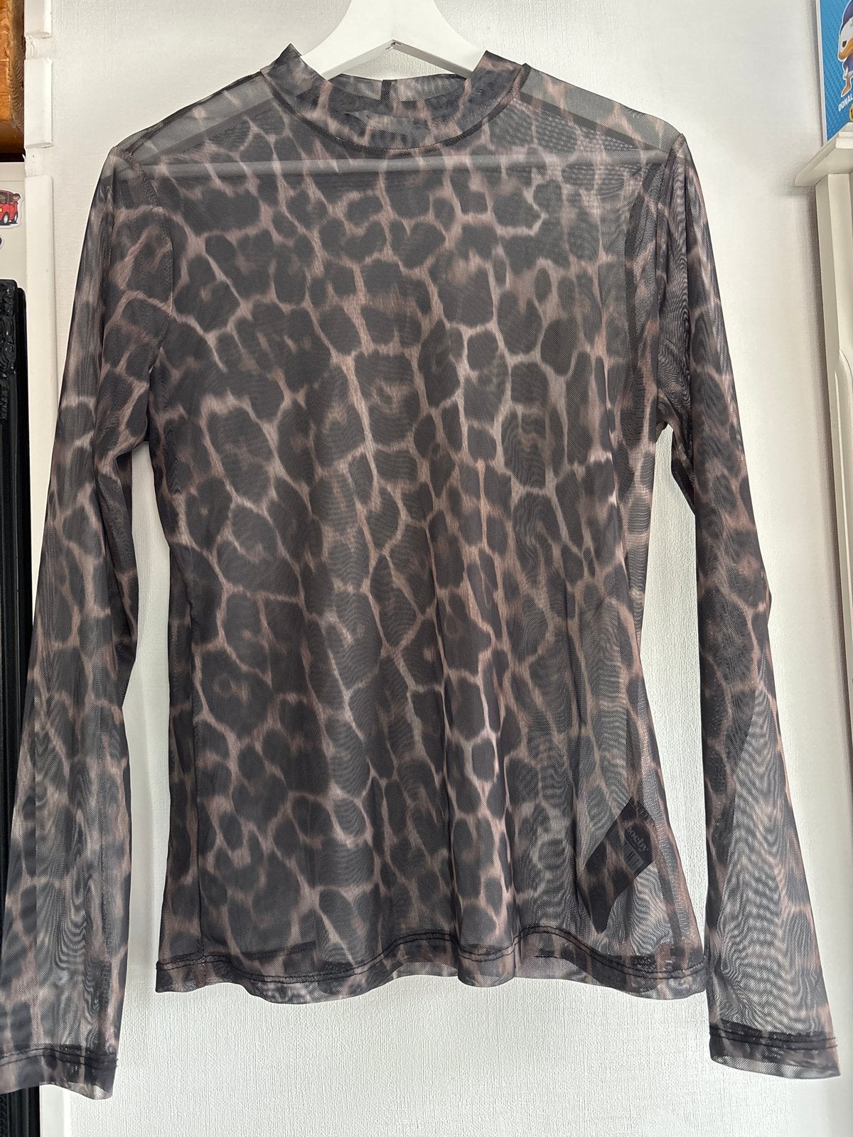 Doorschijnend panter shirt van Shoeby, maat L, Kleding | Dames, Meerkleurig, Maat 42/44 (L), Ophalen of Verzenden, Lange mouw