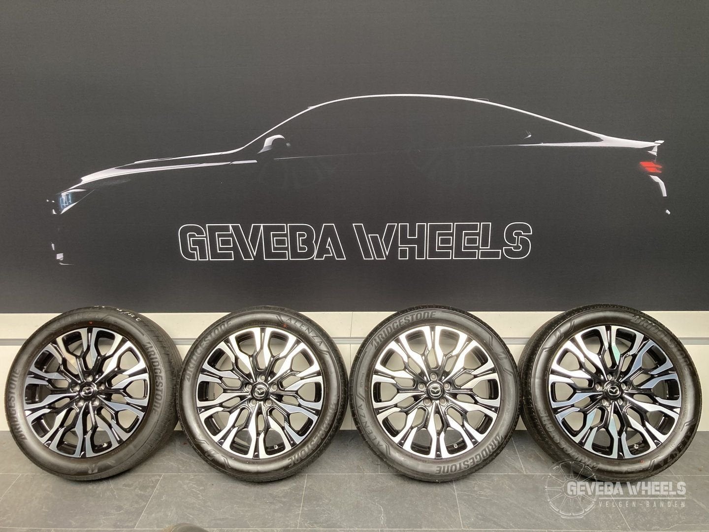 20” originele Mazda CX60 CX80 velgen + banden 5x114.3 KR9P-V, Auto-onderdelen, Gebruikt, -, -, Banden en Velgen