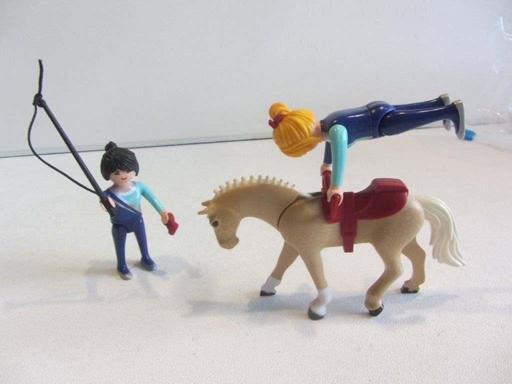 PLAYMOBIL Country Voltigeteam met paard - 6933 acrobaten, Kinderen en Baby's, Speelgoed | Playmobil, Ophalen of Verzenden, Gebruikt