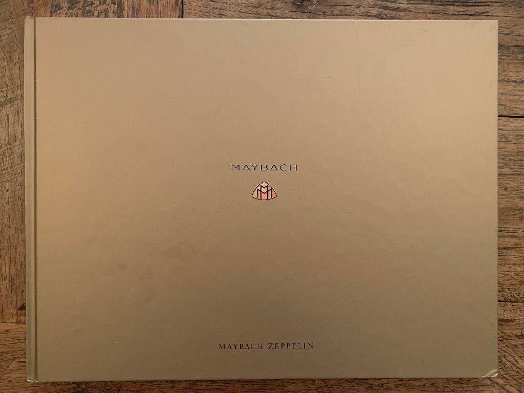 Brochure, hardcover Mercedes-Benz Maybach Zeppelin 2009, Zo goed als nieuw, Mercedes-Benz, Mercedes, Ophalen of Verzenden