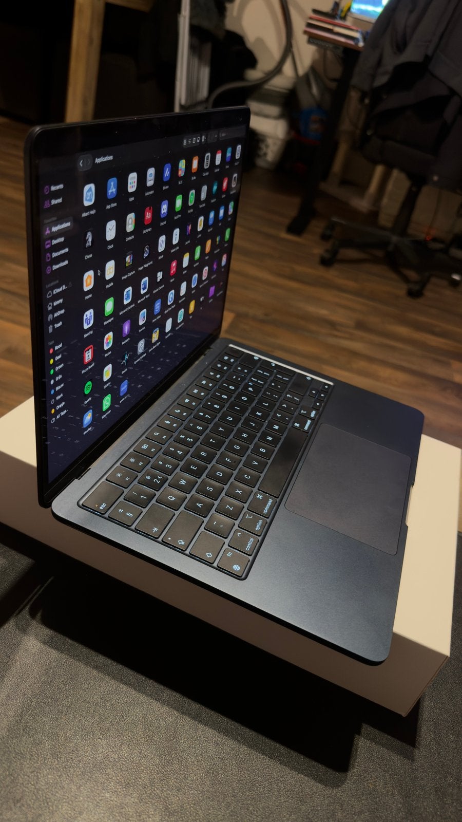 MacBook Air M2 16GB/256GB – 13,6” – Zo goed als nieuw