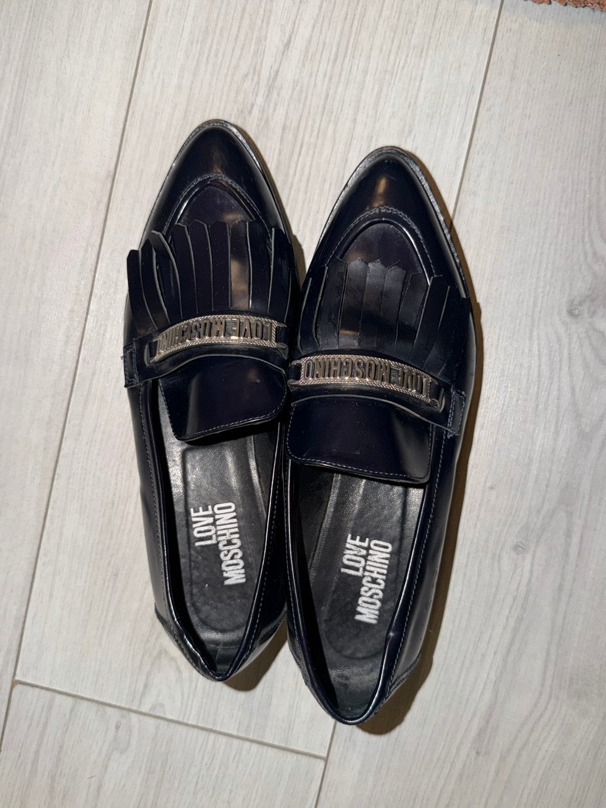 Love Moschino instappers/loafers, maat 40, Ophalen of Verzenden, Zo goed als nieuw, Blauw, Instappers