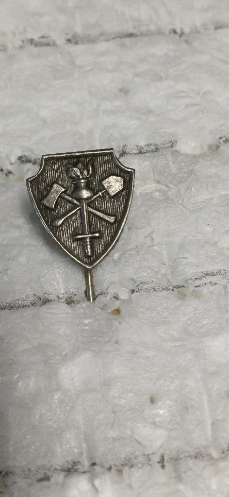 Genie- of reddingsdiensten brandweer defensie, Ophalen of Verzenden, Landmacht, Nederland, Embleem of Badge