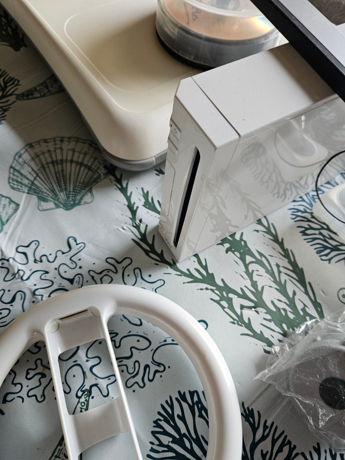 Wii console met accessoires en games - complete set, Spelcomputers en Games, Ophalen, Gebruikt, Met 2 controllers, Met games