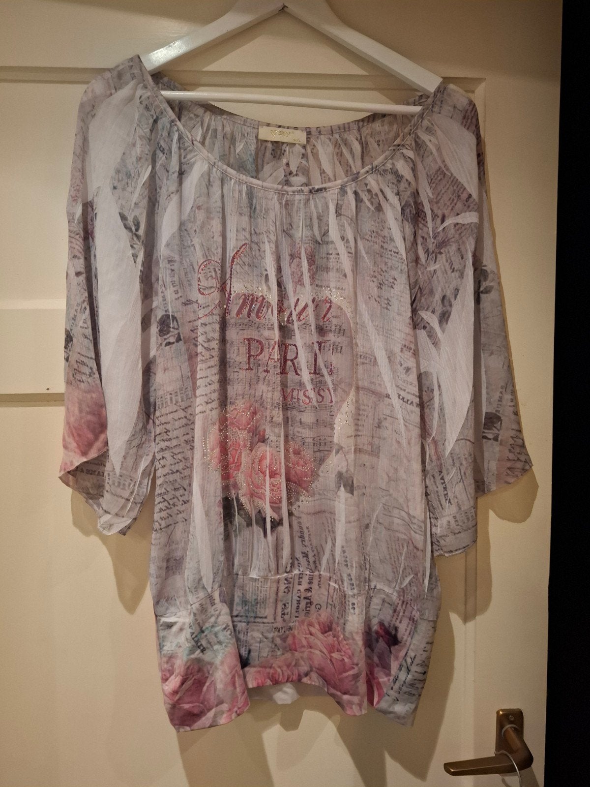 Blouse Issy maat M/L, Maat 38/40 (M), Overige kleuren, Issy, Ophalen of Verzenden