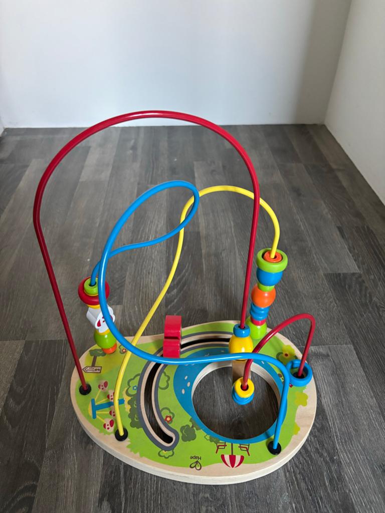 Houten kralenframe / Motoriekspiraal Hape, Ophalen, Zo goed als nieuw, Overige typen