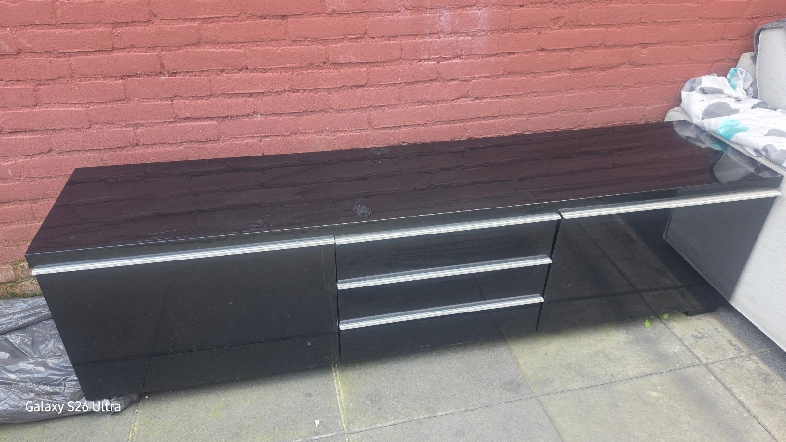 Gratis af te halen: TV-meubel met lichte gebruikssporen, Overige materialen, Gebruikt, 100 tot 150 cm, Ophalen of Verzenden