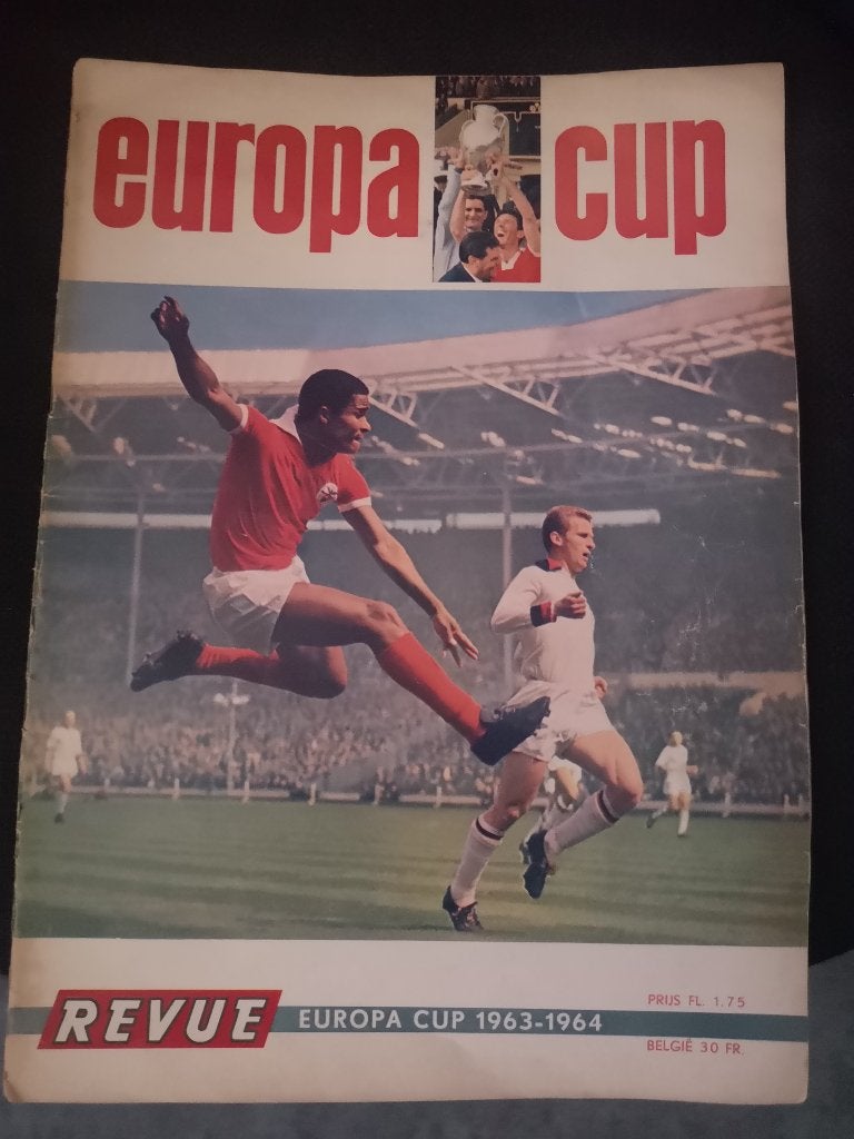 Revue Europa Cup 1963, Verzenden, Gebruikt, Overige binnenlandse clubs, Boek of Tijdschrift