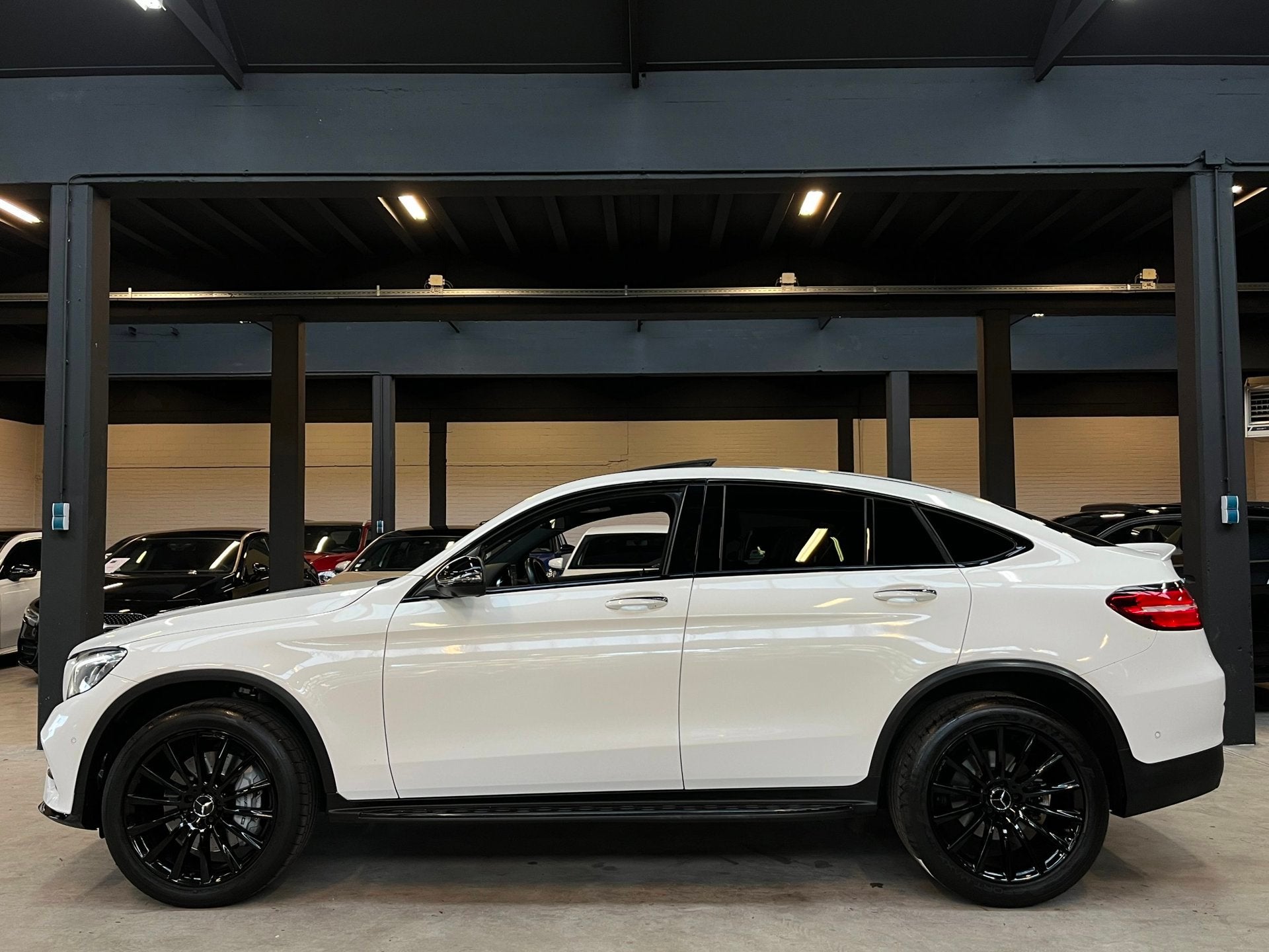 Mercedes-Benz GLC-klasse Coupé AMG 43 4MATIC Memory/ACC//Lu, Auto's, Automaat, Dealer onderhouden, Gebruikt, Euro 6