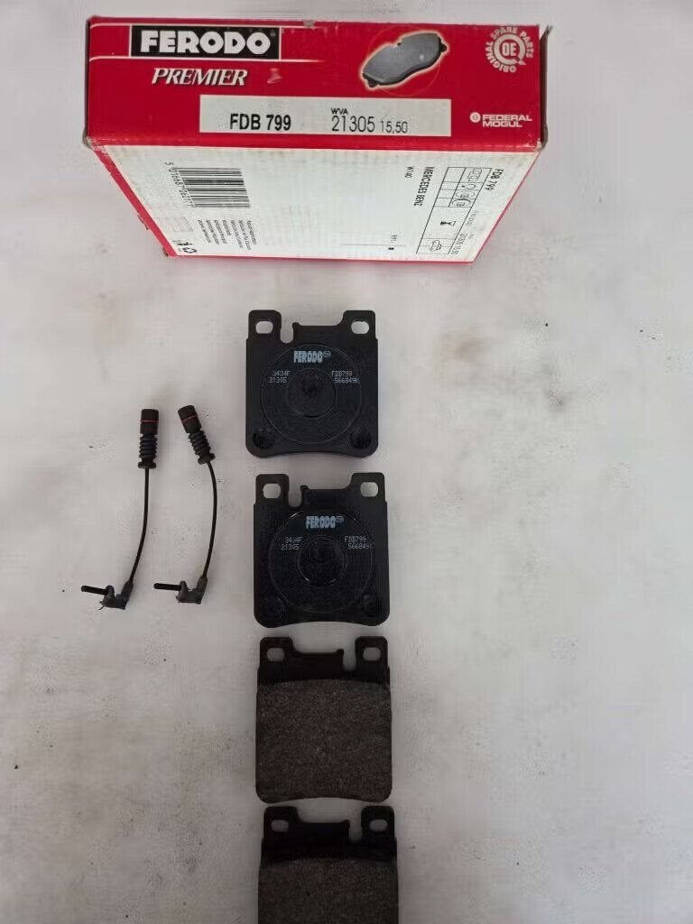 Set Remblokken Mercedes Chrysler, -, -, Nieuw, Ferodo
