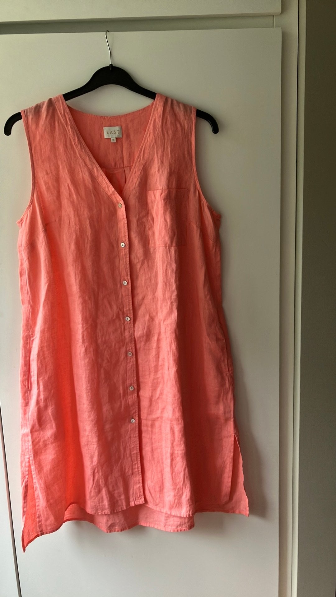 East. Zalmkleurig mouwloze linnen tuniek. Maat L, Ophalen of Verzenden, Zo goed als nieuw, Maat 42/44 (L), Roze