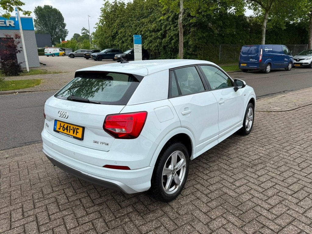 Audi Q2 35 TFSI S Edition Automaat, Navi, 150PK Dealer auto, Stof, 4 cilinders, 150 pk, Wit