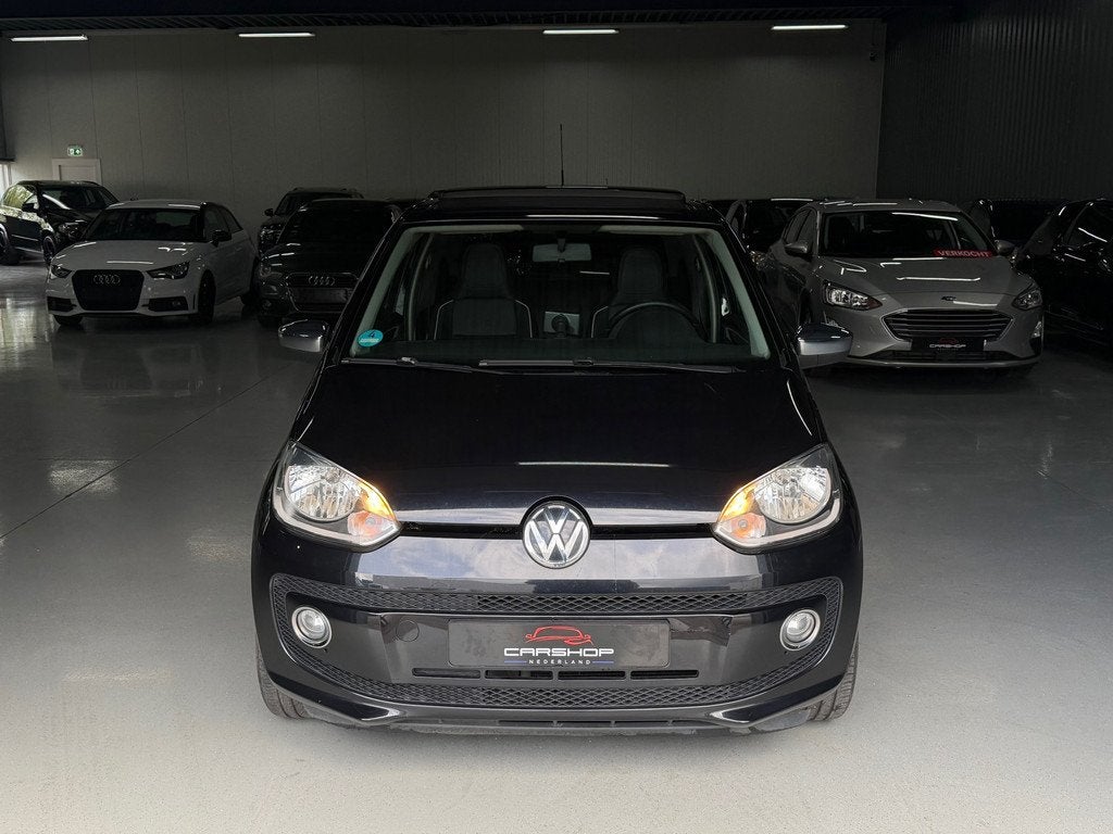 Volkswagen Up! 1.0 MPI BlACK UP! PANO/LEER/STOELVRM/AIRCO, Voorwielaandrijving, Gebruikt, 60 pk, Zwart