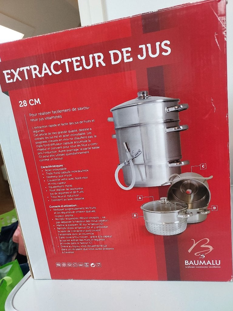 Baumalu Sapafscheider / Stoomextractor 28 CM, Ophalen, Zo goed als nieuw, Handmatig, Sapcentrifuge