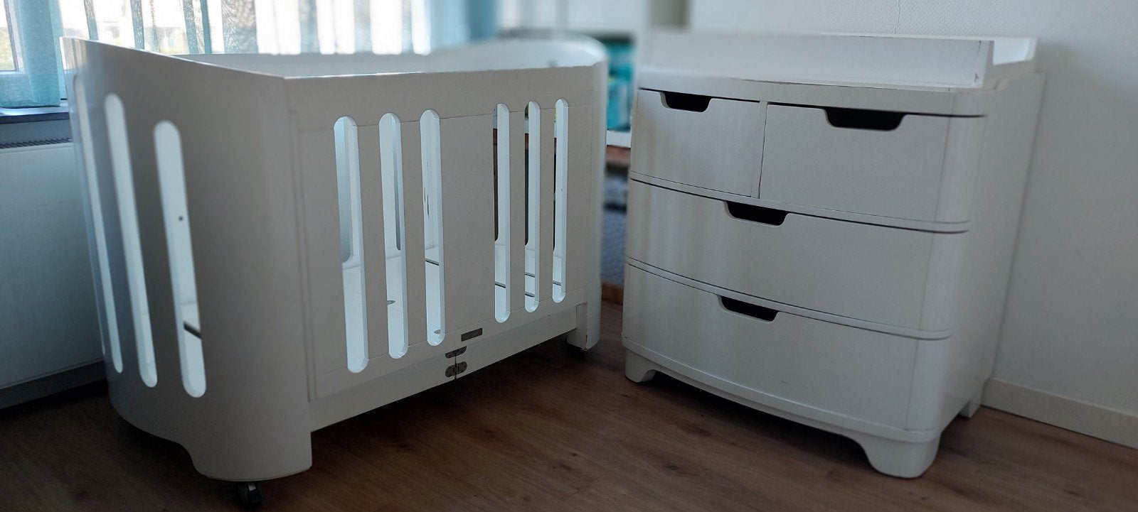 Bloom Luxo Commode en Ledikant - Complete Babykamer, Ophalen, Gebruikt, Jongetje of Meisje