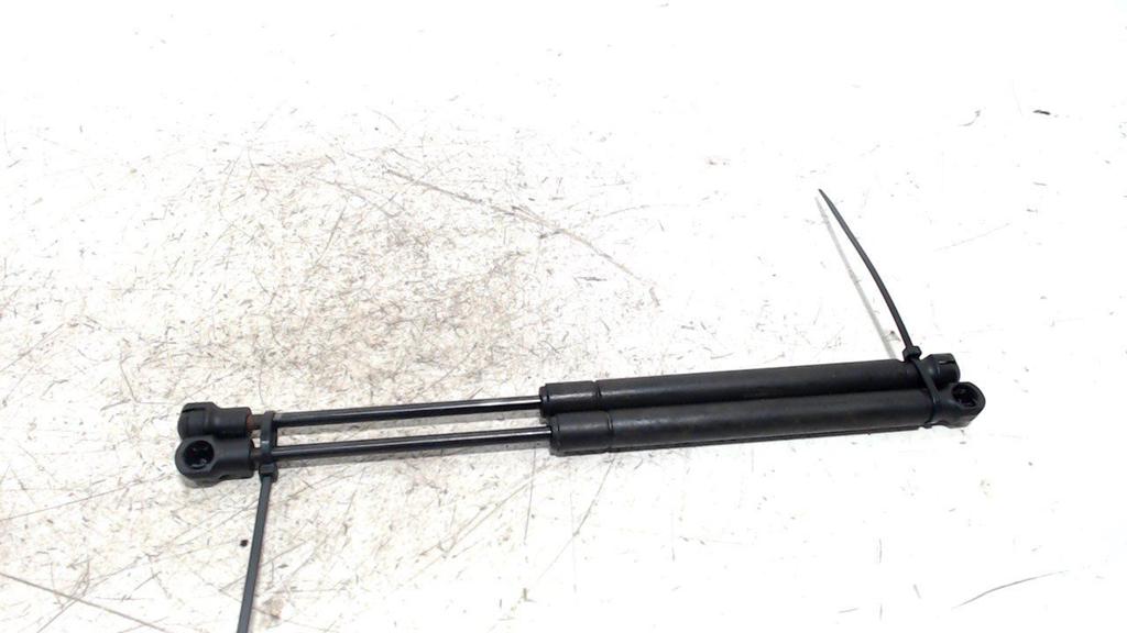 Gasdrukveerset voor Chevrolet Captiva, Onderdelen@venauto.nl, Van der Ven Autorecycling B.V., Gebruikt, Ettenseweg 76, 4706 PB Roosendaal, The Netherlands
