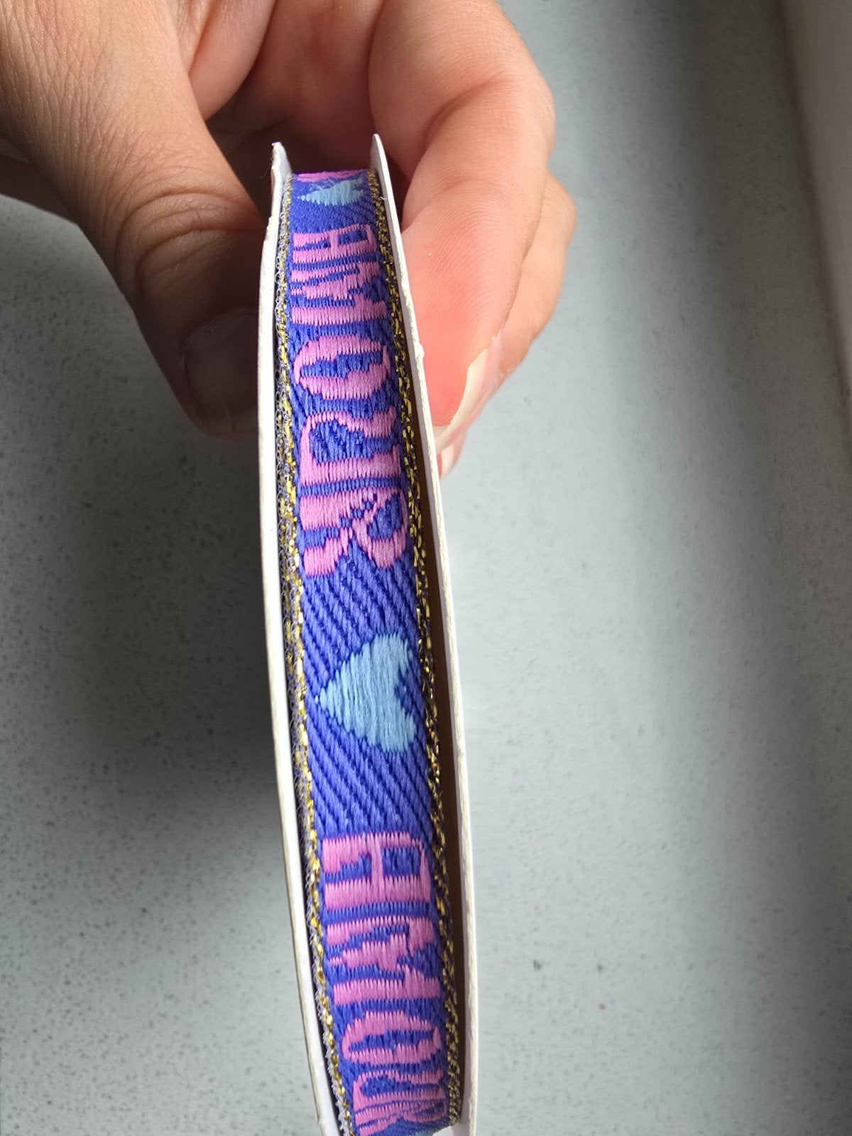 Decoratief lint met 'Amour' en hartjes prijs per meter, Overige thema's, Textiel, Nieuw, Meerkleurig