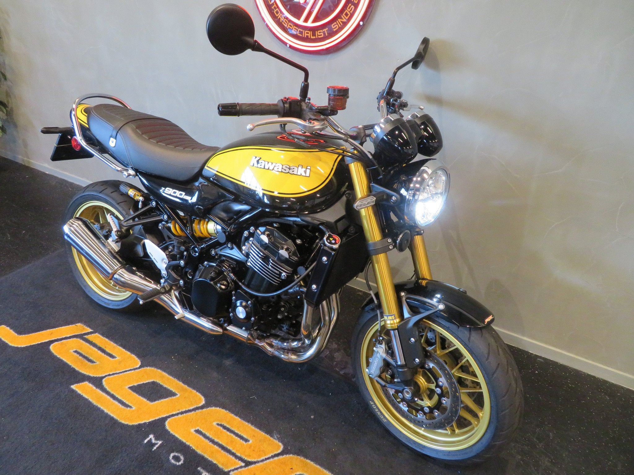 Kawasaki Z 900 RS SE 1EIGENAAR (bj 2024), Motoren, Bedrijf, Naked bike