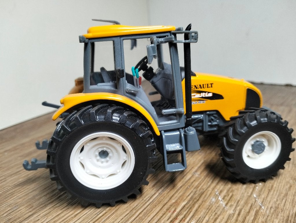 Te koop UH Renault Celtis 456 RX .(A), Ophalen of Verzenden, Zo goed als nieuw, Tractor of Landbouw, Universal Hobbies