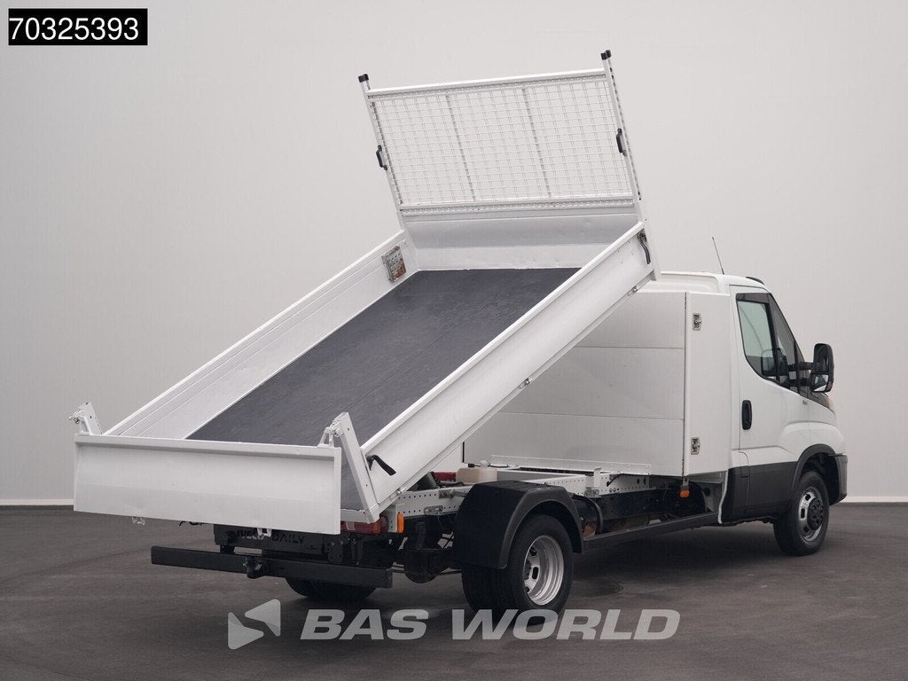 Iveco Daily 35C16 3.0L Kipper met Kist Dubbellucht 3,5t Trek, Auto's, Bestelauto's, Stof, Gebruikt, Euro 6, 4 cilinders