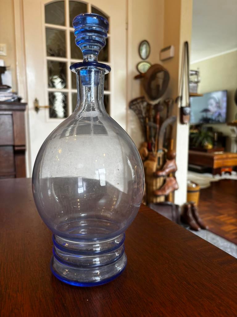 Prachtige antiek.karaf van blauw glas, Verzenden