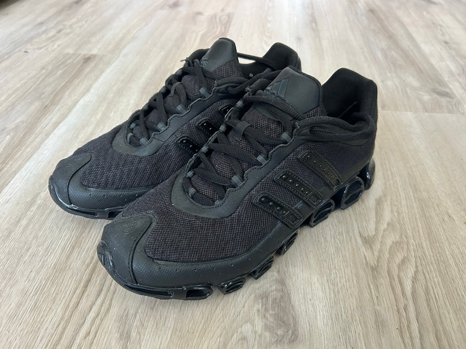 Adidas Megaride sneakers Maat 45 Zwart, Ophalen of Verzenden, Nieuw, Zwart, Sneakers of Gympen