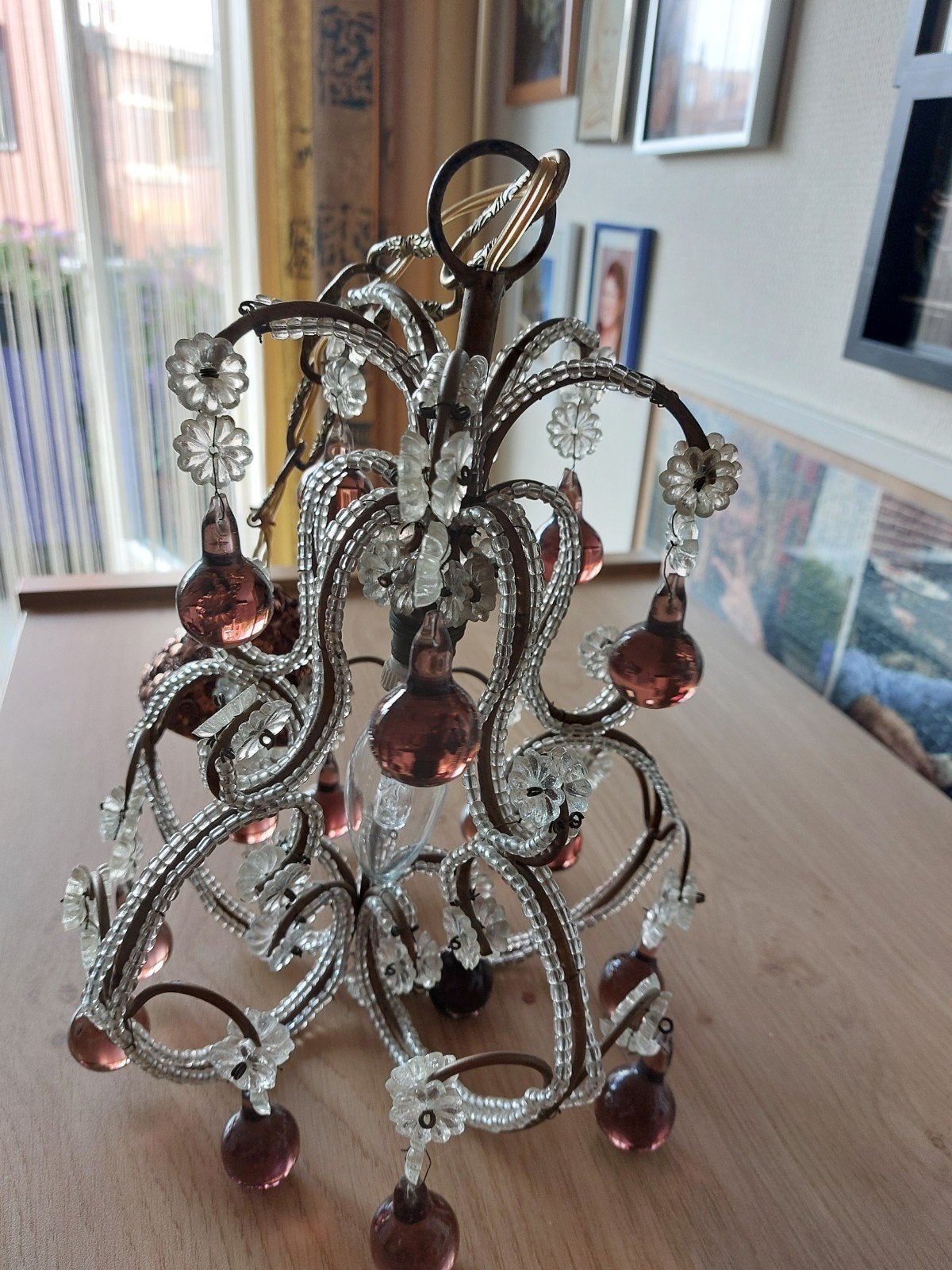 Antieke kroonluchter met glazen kralen en bloemen, Antiek en Kunst, Ophalen