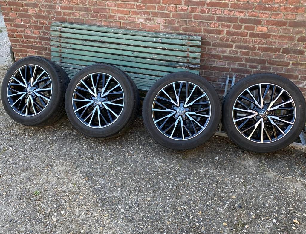NIEUWE michelin banden op Toyota C-HR velgen met TPMS. TOP!, 18 inch, Banden en Velgen, Nieuw, Ophalen of Verzenden