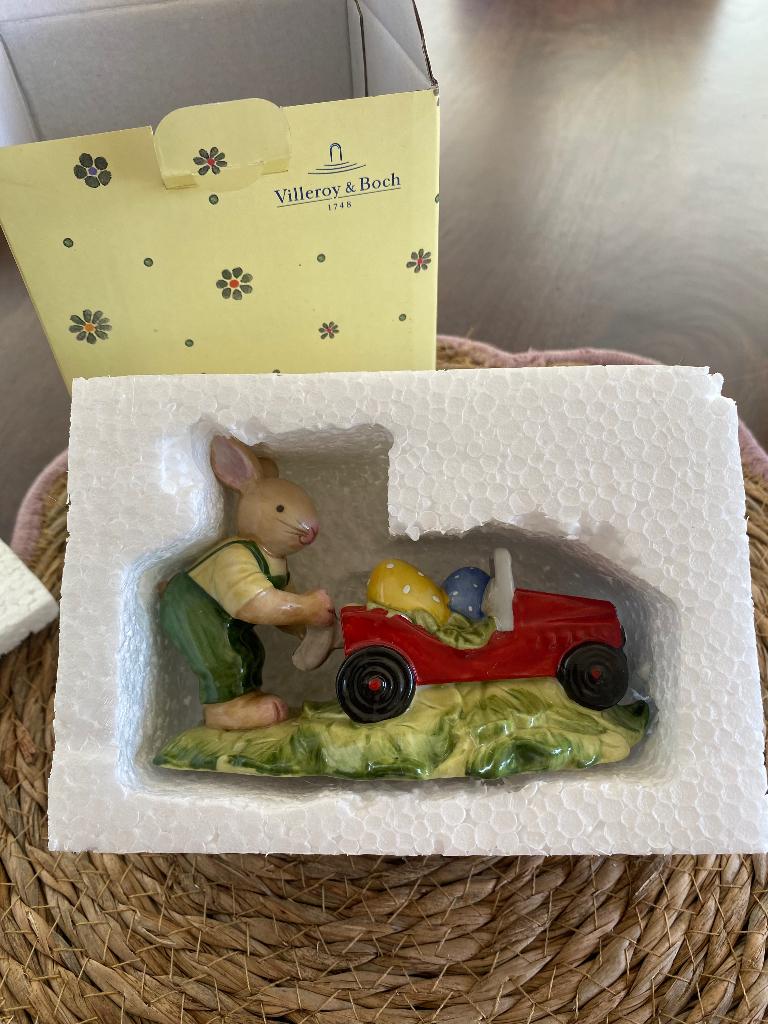 Villeroy en Boch Bunny met auto, Ophalen of Verzenden