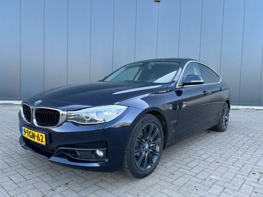 BMW 3-serie Gran Turismo 320i High Executive (bj 2014), Auto's, Automaat, Achterwielaandrijving, Gebruikt, Euro 6