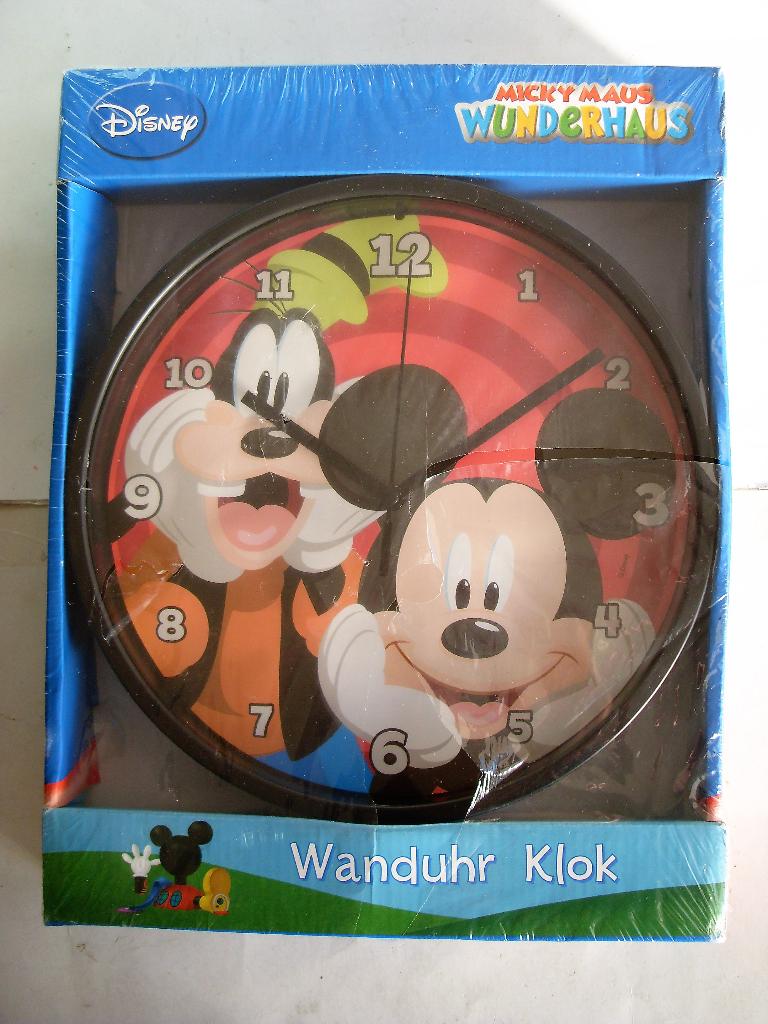 Mickey Mouse Clubhuis WandKlok Goofy Disney Klok, Verzamelen, Disney, Ophalen of Verzenden, Mickey Mouse, Zo goed als nieuw, Beeldje of Figuurtje