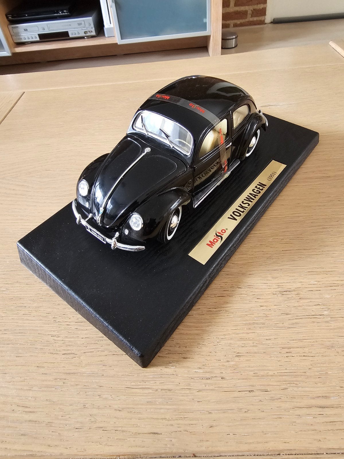 TE KOOP MOOIE MAISTO VOLKSWAGEN 1951 SCHAAL 1:18, Ophalen of Verzenden, Zo goed als nieuw, Auto, Maisto