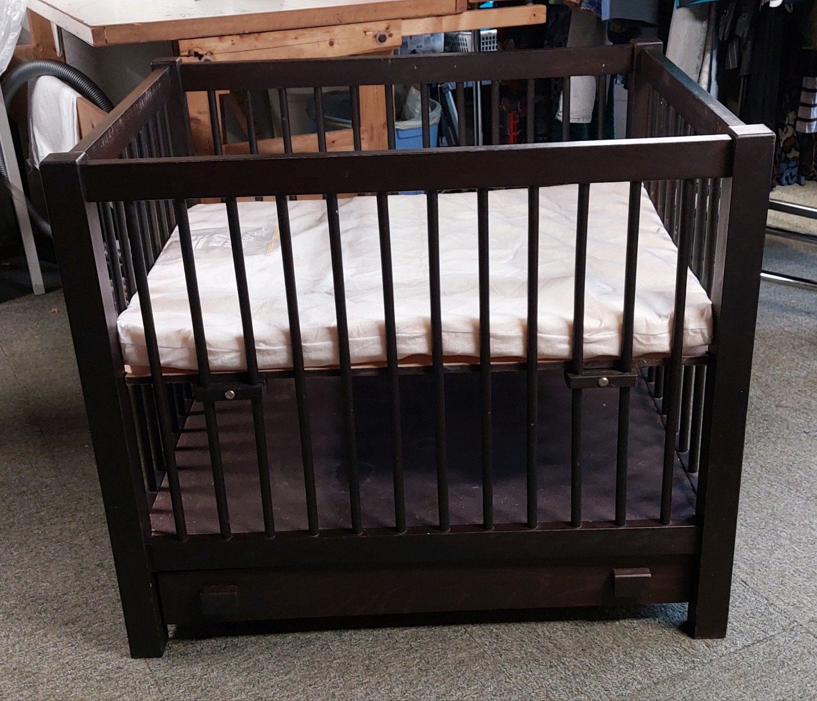 Box , degelijk, houten met lade. €25,00, Ophalen of Verzenden, Gebruikt, Lade