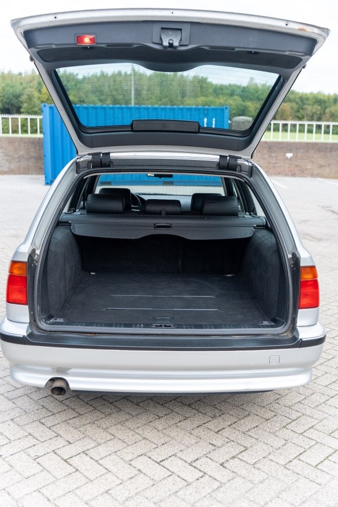 BMW E39 523i YOUNGTIMER | Xenon | Leder | Stoelverwarming, foto 7