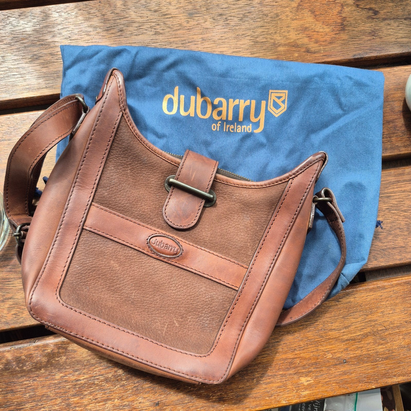 Dubarry dames elegante leren schoudertas, Ophalen of Verzenden, Zo goed als nieuw, Bruin, Schoudertasje