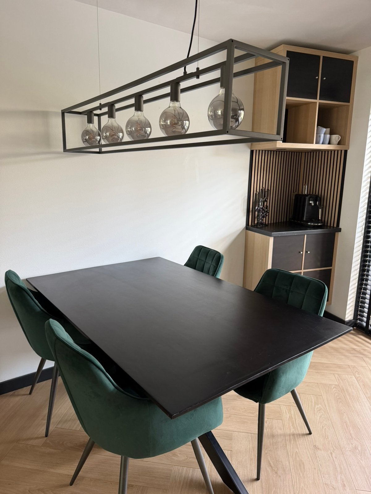 Eettafel mangohout zwart 160x100, Huis en Inrichting, Tafels | Eettafels, Ophalen, Gebruikt, 50 tot 100 cm, 150 tot 200 cm