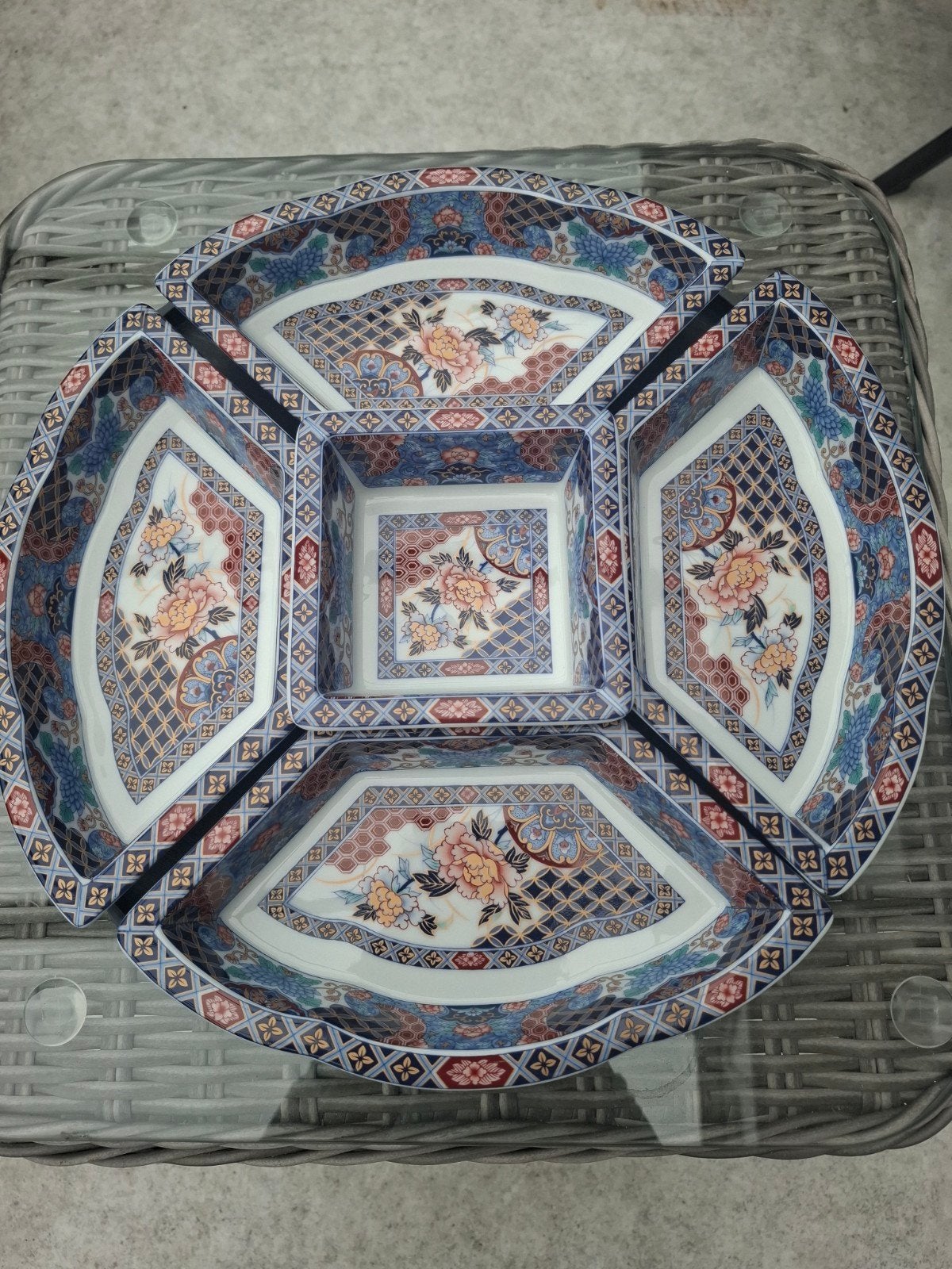 Japans Imari serveerset, Huis en Inrichting, Ophalen, Aardewerk, Aziatisch, Schaal of Schalen
