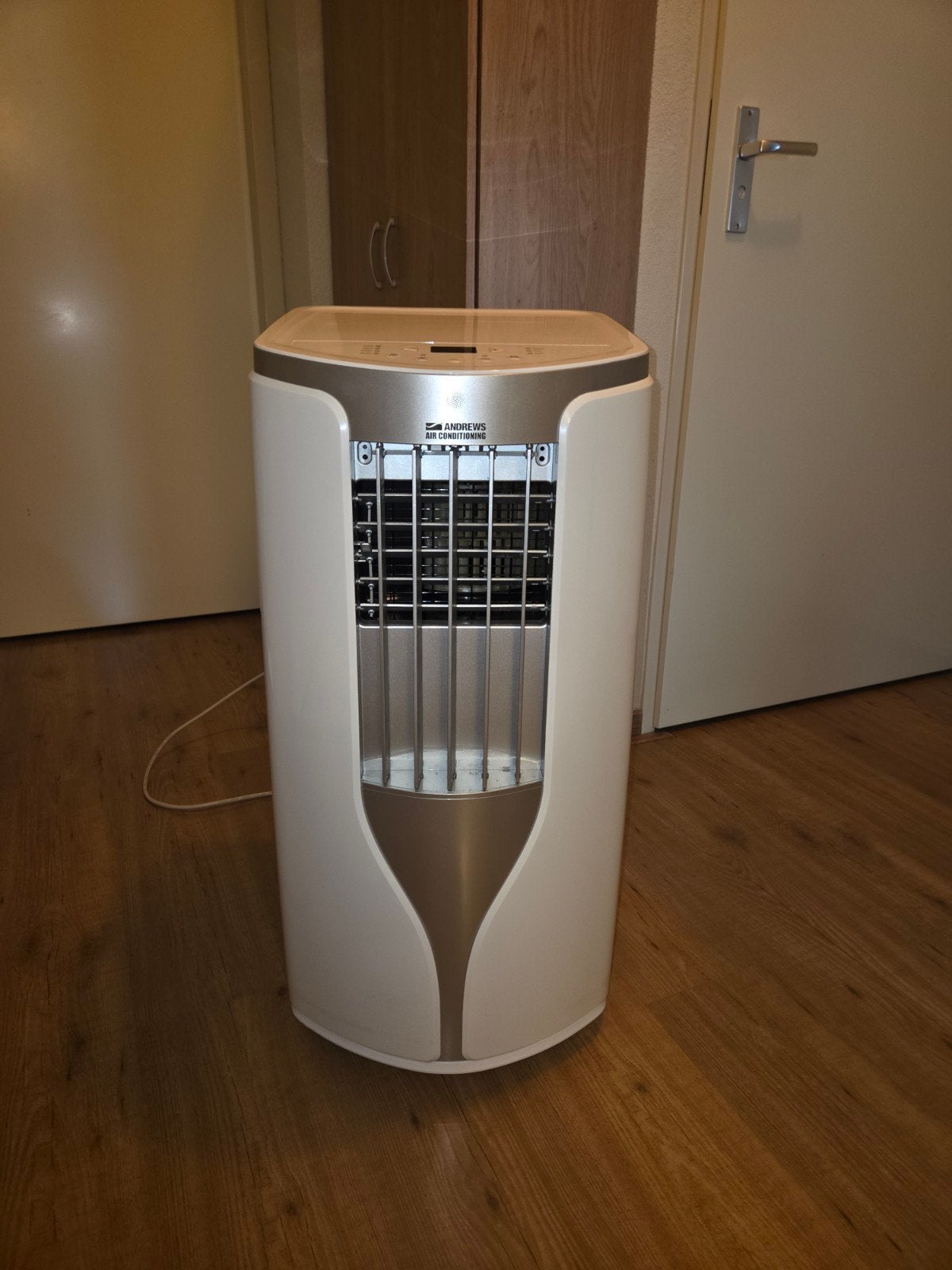te koop zo goed als nieuwe mob airco, Witgoed en Apparatuur, Ophalen, 3 snelheden of meer, Zo goed als nieuw, Afstandsbediening
