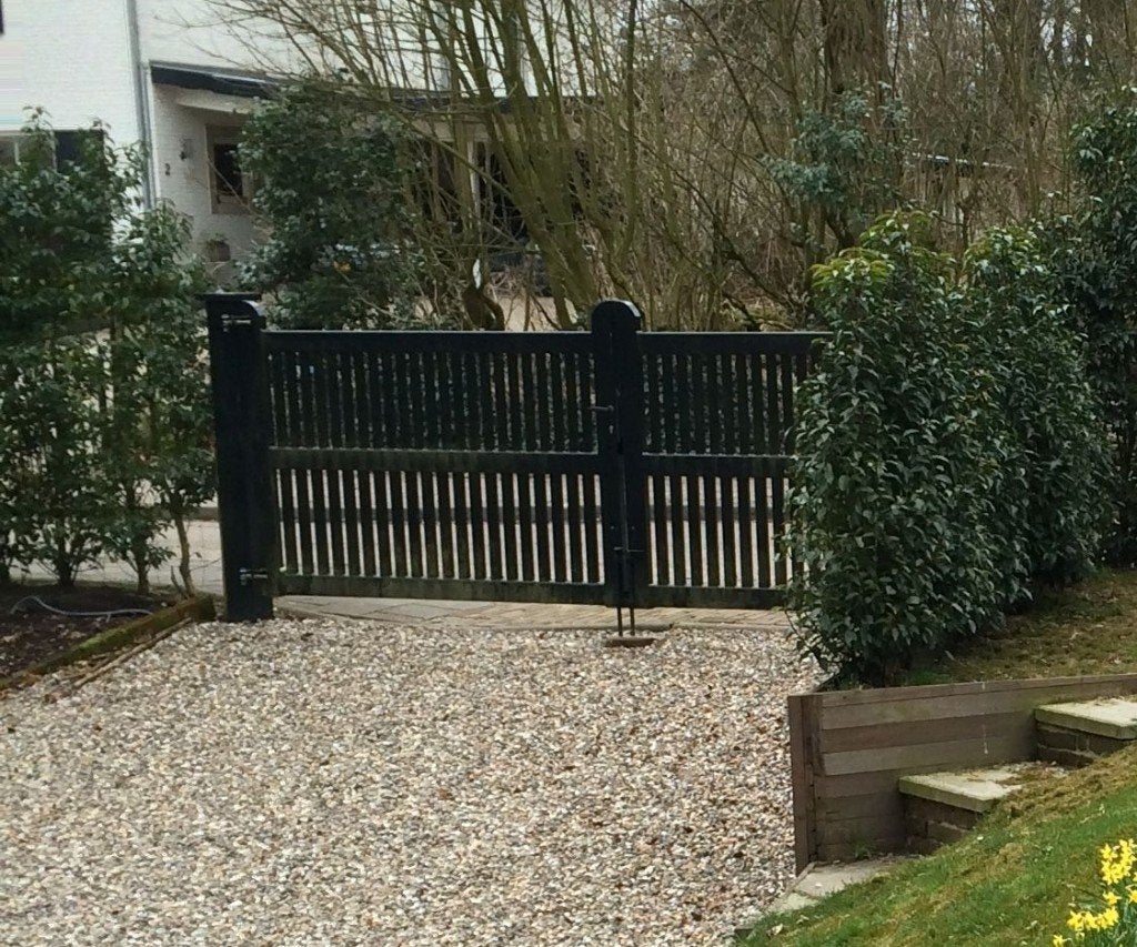Grote tuinpoort, Ophalen, Gebruikt, Staal, 100 tot 150 cm