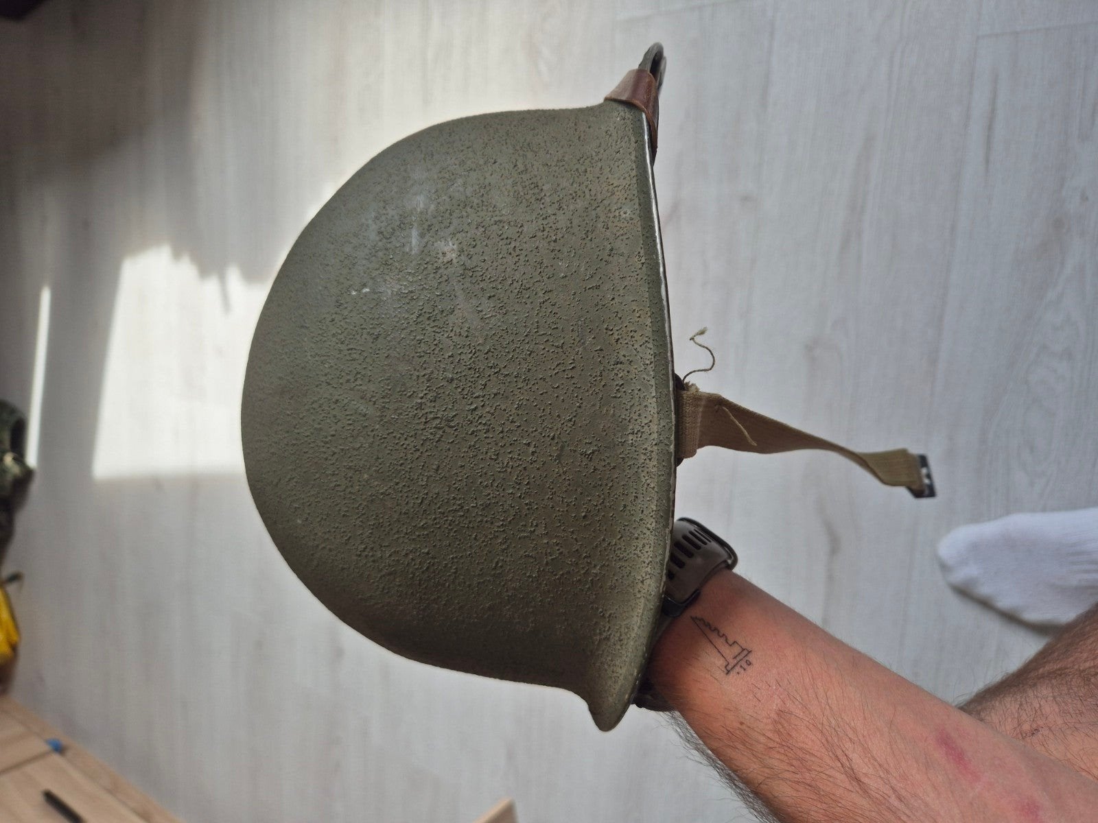 m1 helm front seam fixed bale, Verzamelen, Militaria | Tweede Wereldoorlog, Ophalen of Verzenden, Amerika, Helm of Baret
