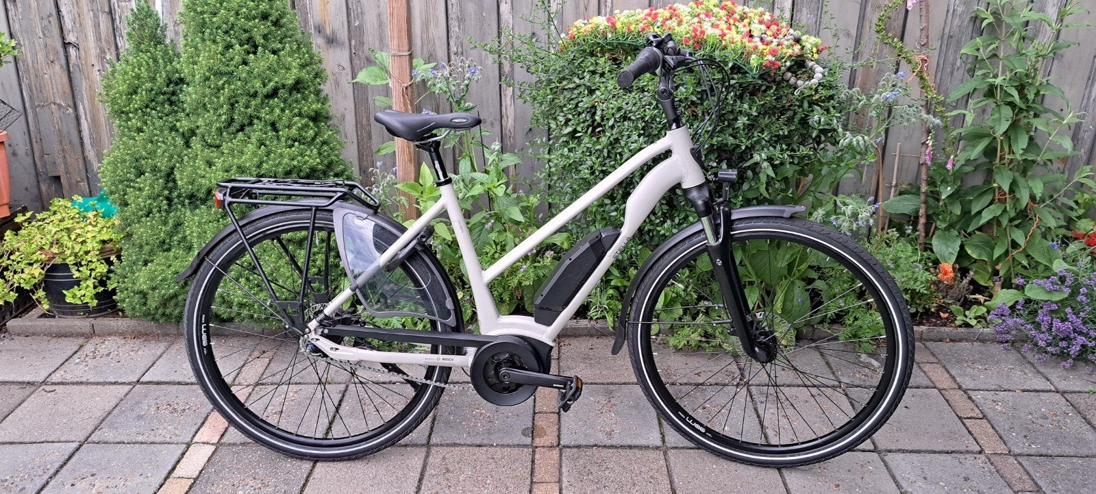 Stella Morena E-Bike Bosch Active Line Plus N8-V bj-2024, Fietsen en Brommers, Zo goed als nieuw, 51 tot 55 cm, 50 km per accu of meer