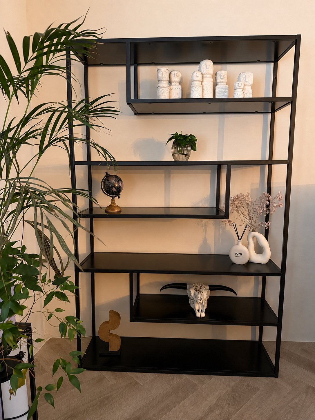 Modern Zwart Metalen Boekenkast - 120x190x35 cm, Huis en Inrichting, Kasten | Boekenkasten, Ophalen, Met plank(en), Gebruikt, 100 tot 150 cm